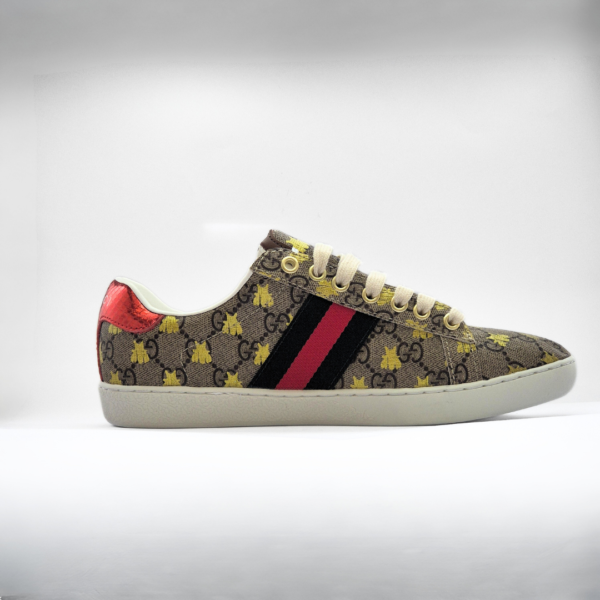 Gucci Ace GG Supreme Bees