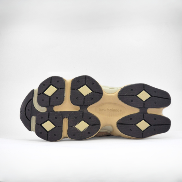 New Balance 9060 Café